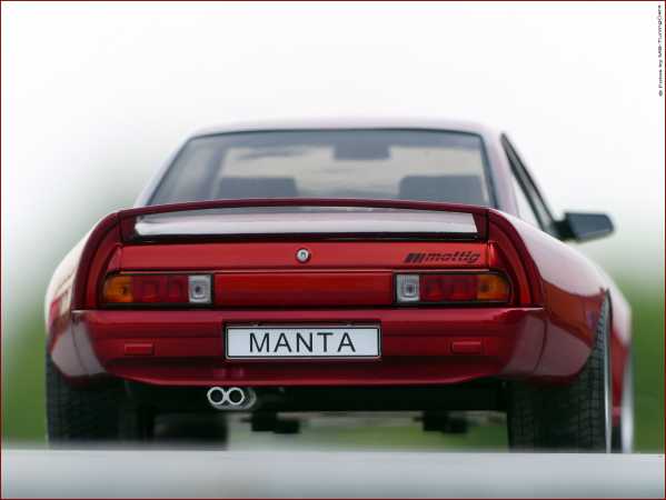 1:18 Opel Manta B Mattig BREITBAU ROT METALLIC EDITION mit OVP